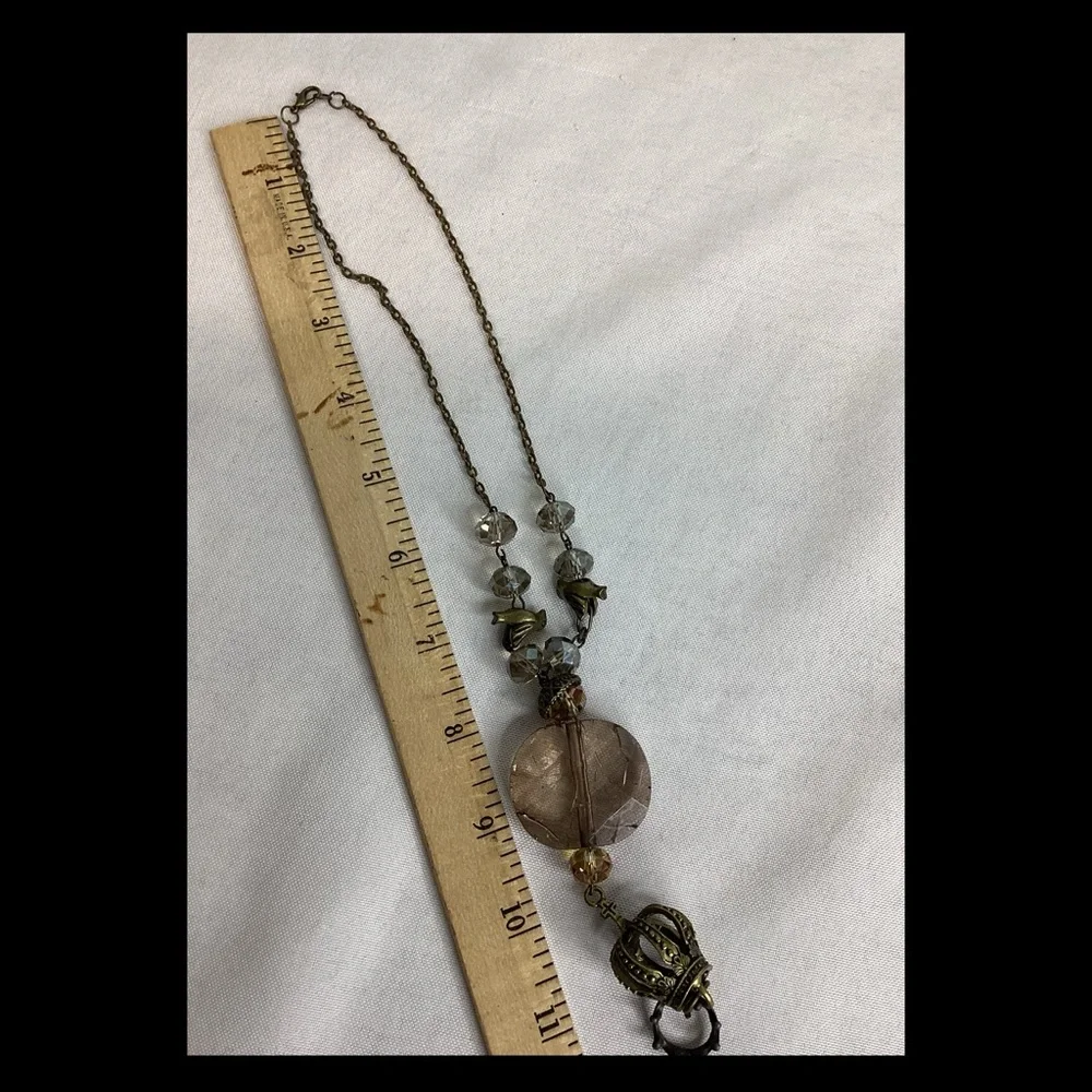 Elegant Brown Pendant Necklace